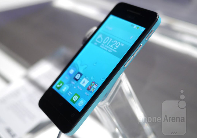 asus-zenfone-4-hands-on-bn.JPG.jpg